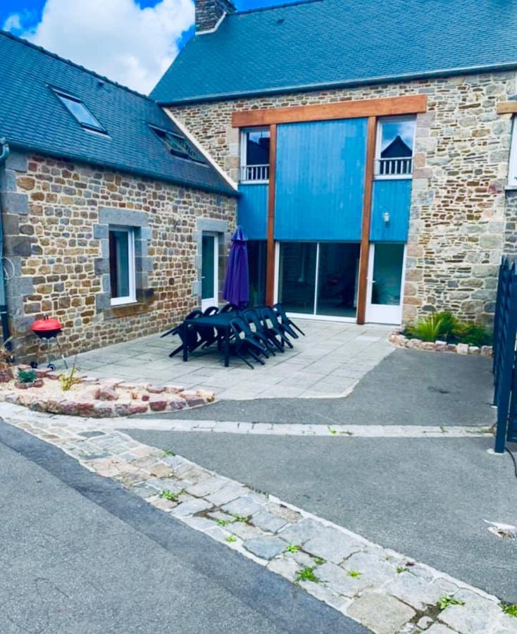 Villa Le Gite De La Mongatelais Roz-Landrieux Exterior foto
